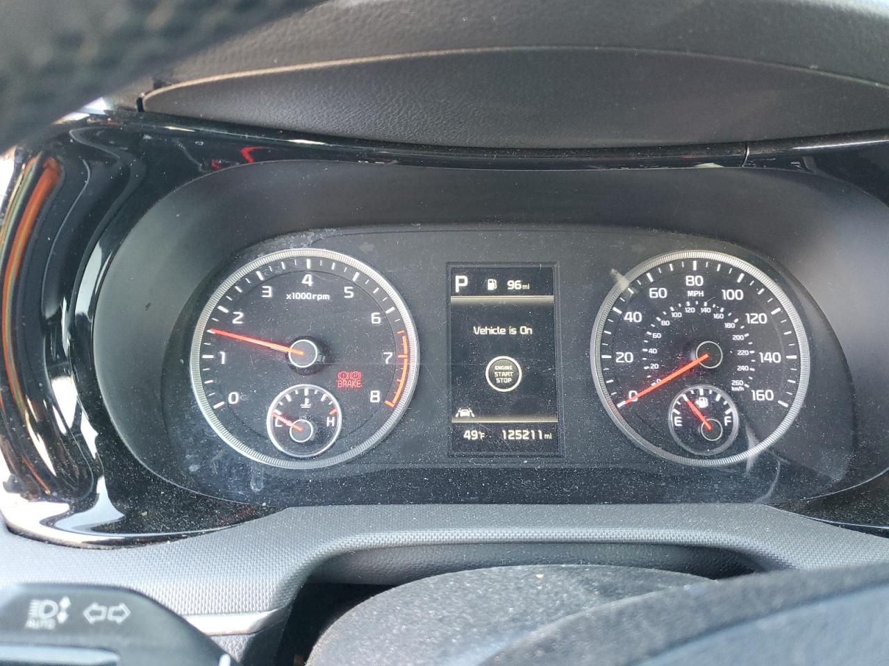 2022 Kia K5 - Image 9