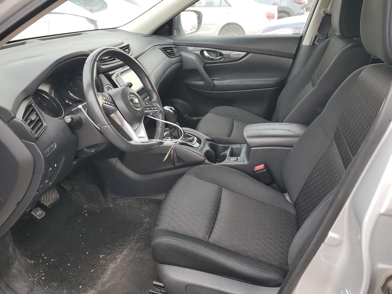 2018 Nissan Rogue - Image 7
