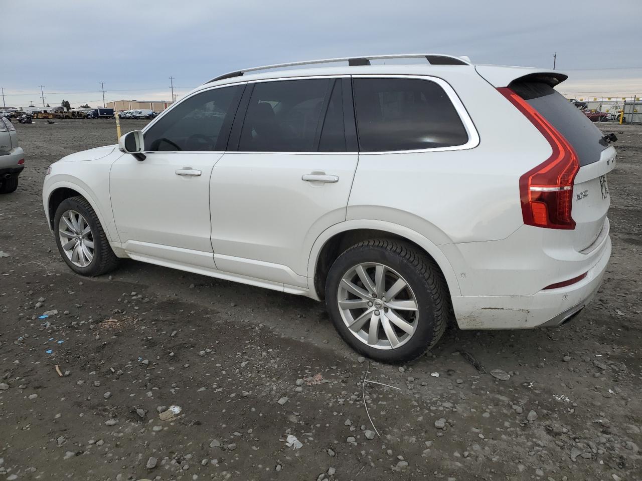 2016 Volvo XC90 - Image 3