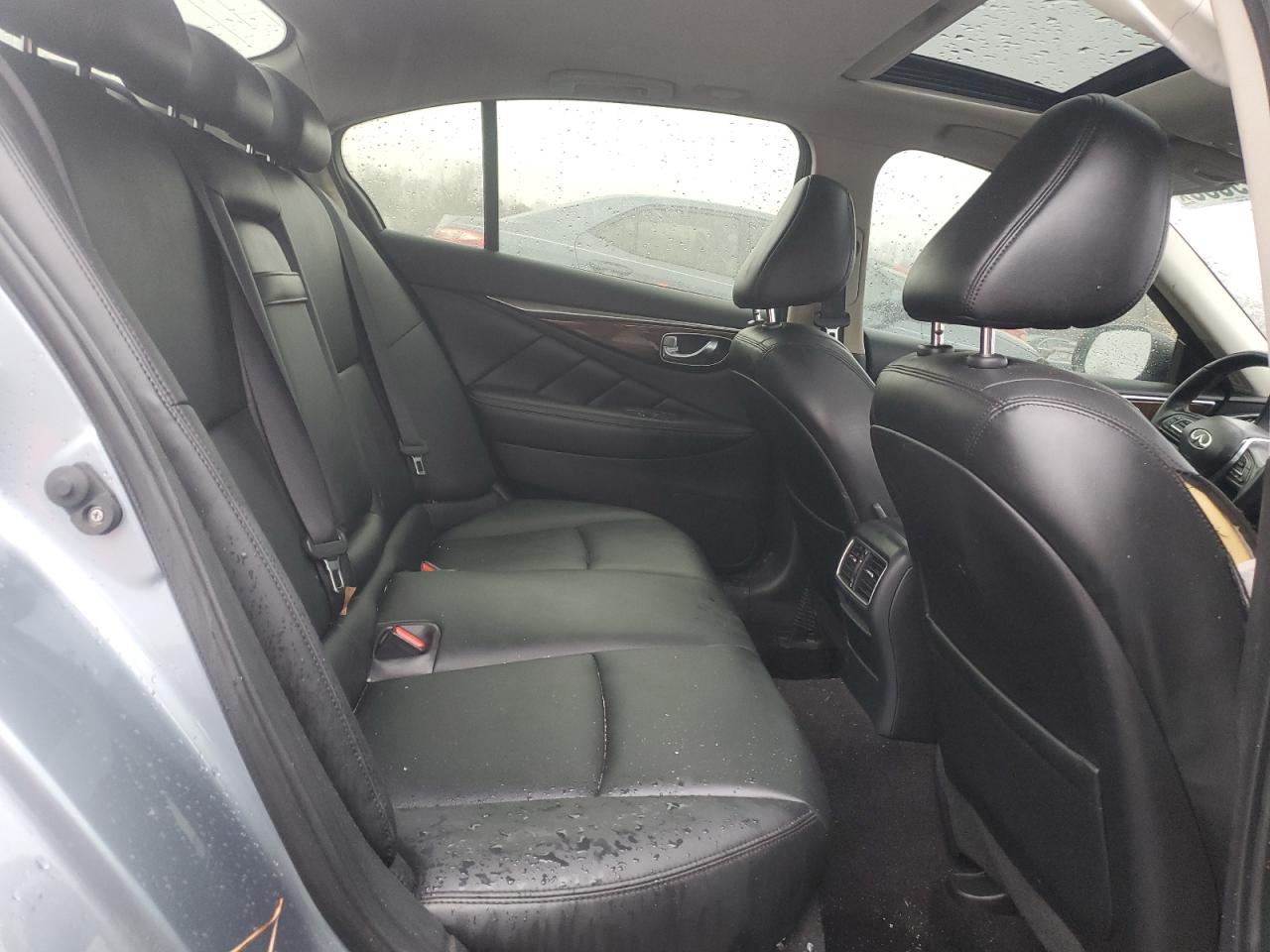 2018 Infiniti Q50 - Image 10