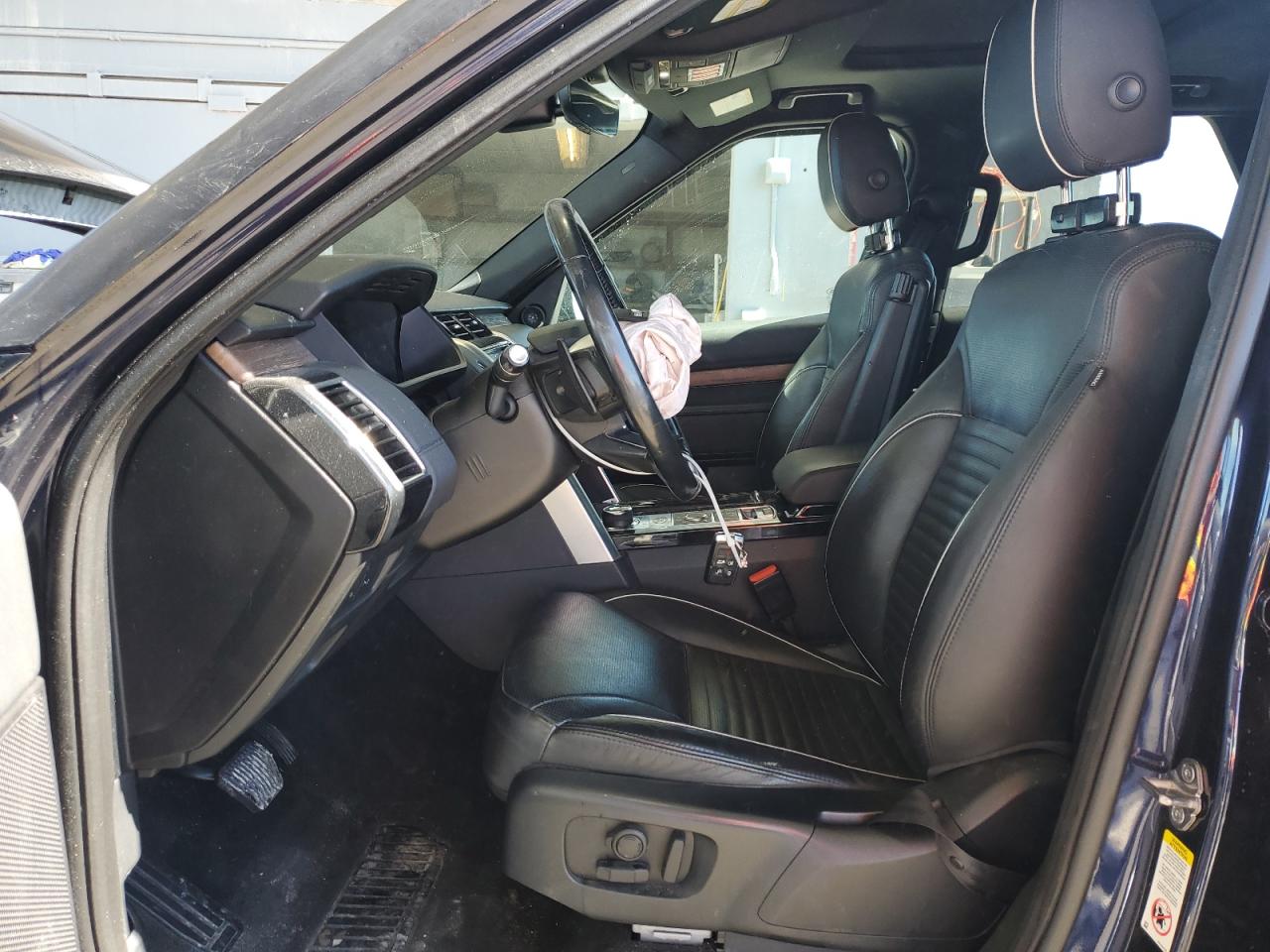 2018 Land Rover Discovery - Image 7