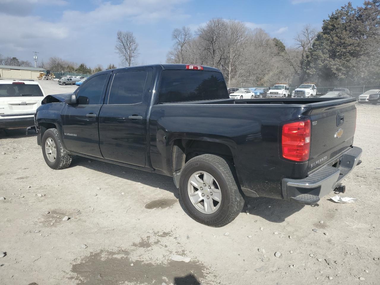 2014 Chevrolet Silverado - Image 2