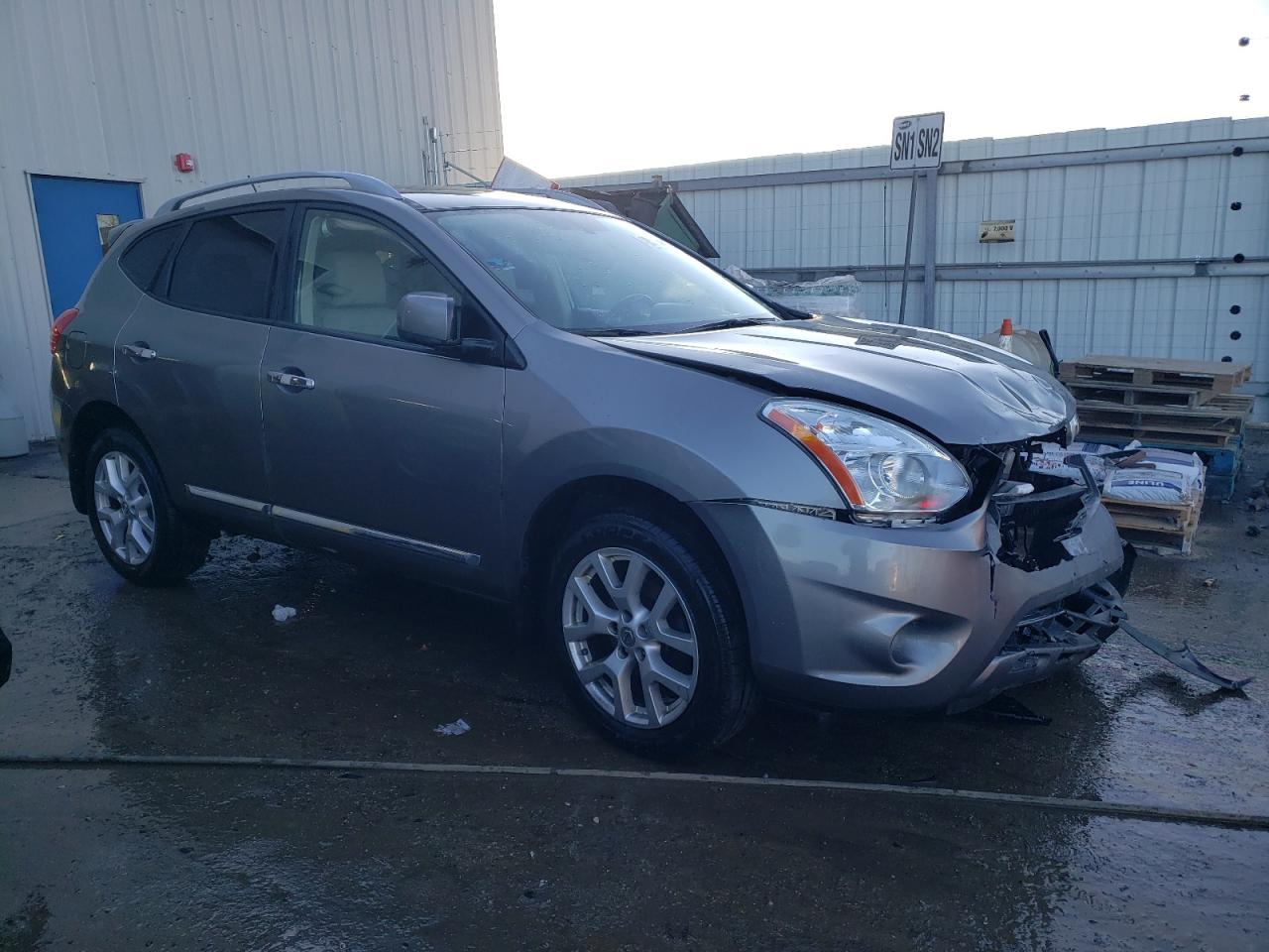 2011 Nissan Rogue - Image 4