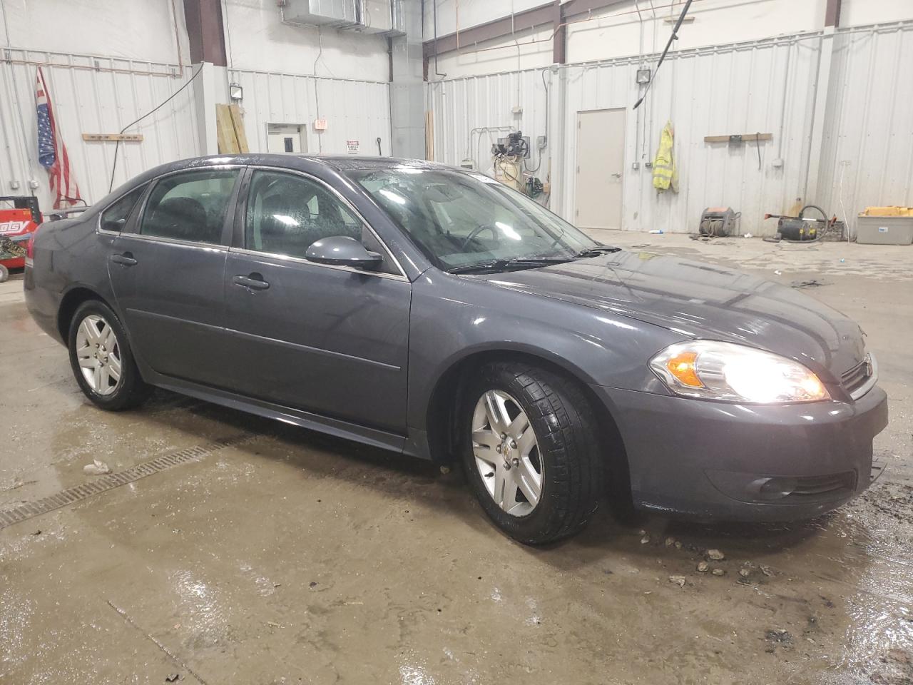 2011 Chevrolet Impala - Image 4
