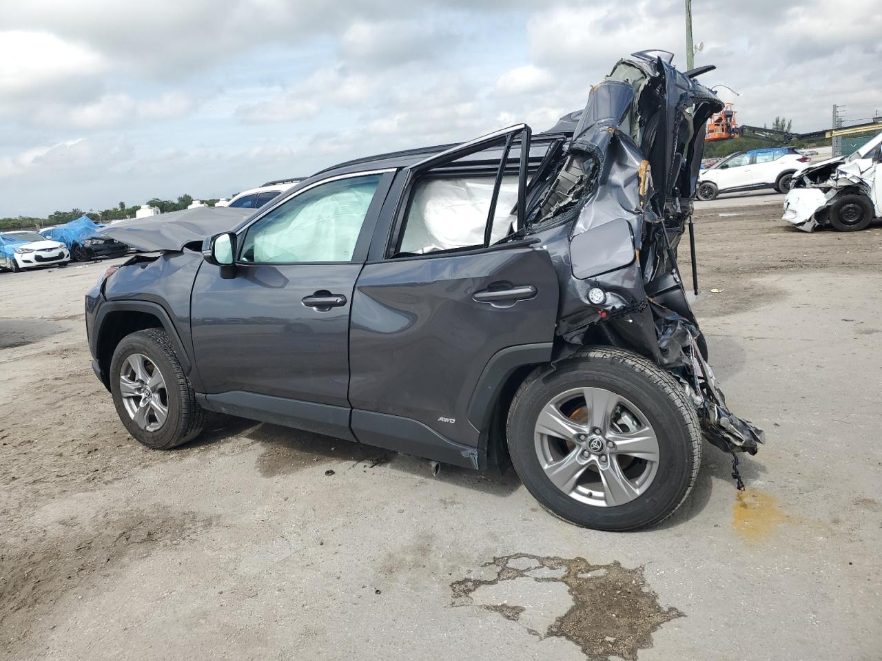 2024 Toyota RAV 4 - Image 2