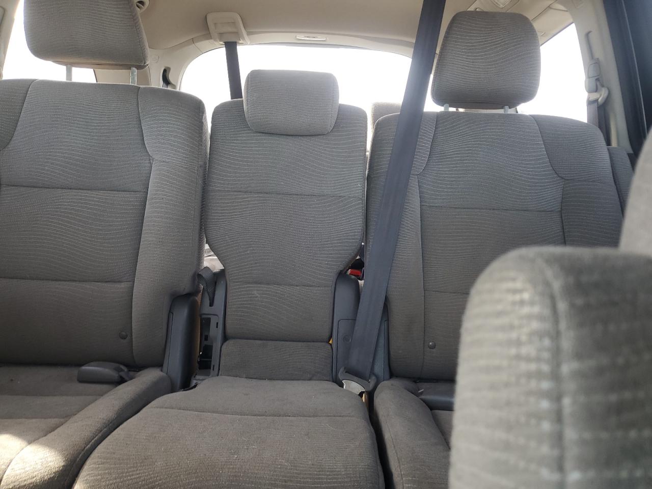 2012 Honda Odyssey - Image 10