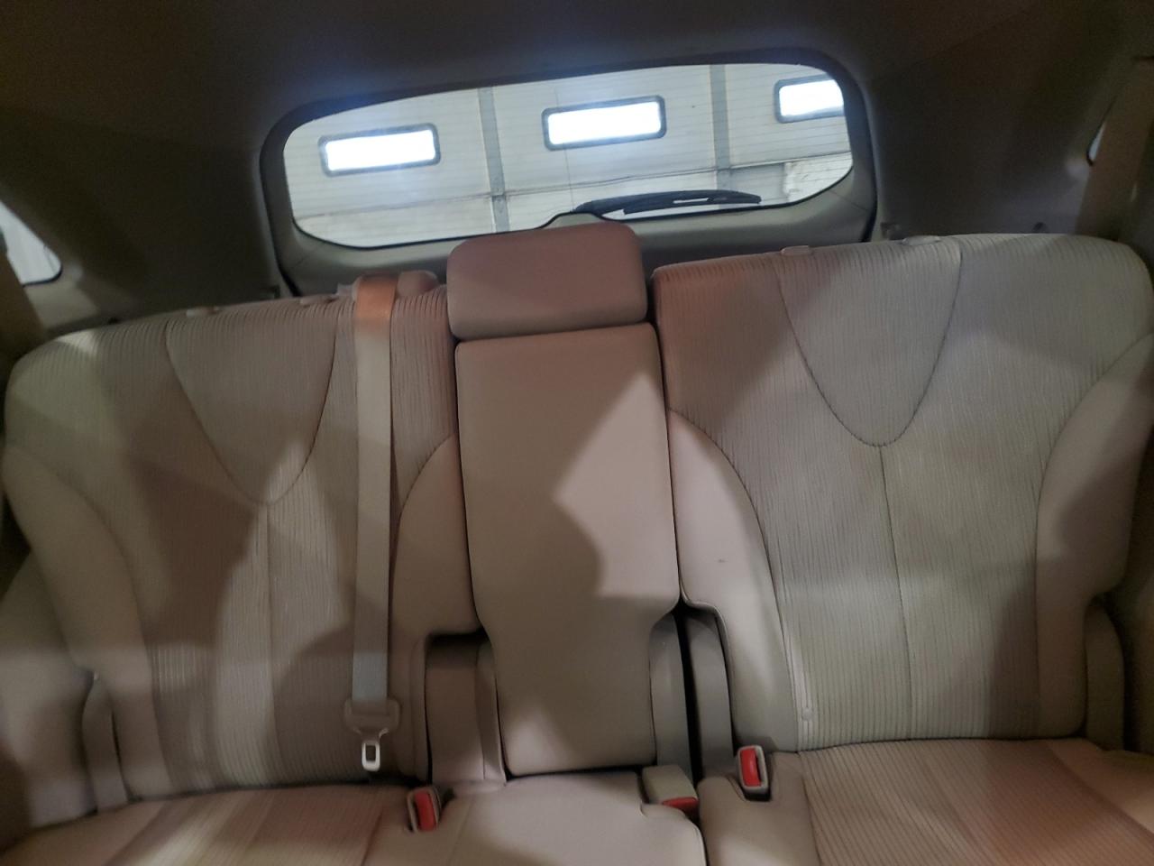 2014 Toyota Venza - Image 10