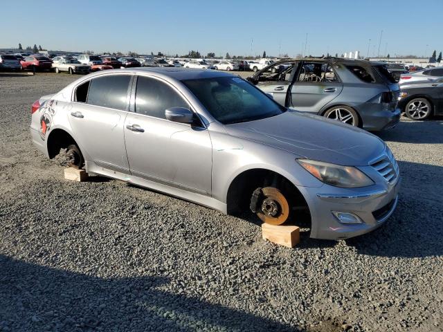 HYUNDAI GENESIS 2013 Сріблястий