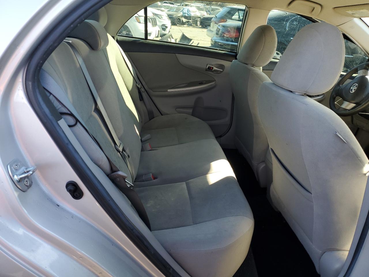 2012 Toyota Corolla - Image 10