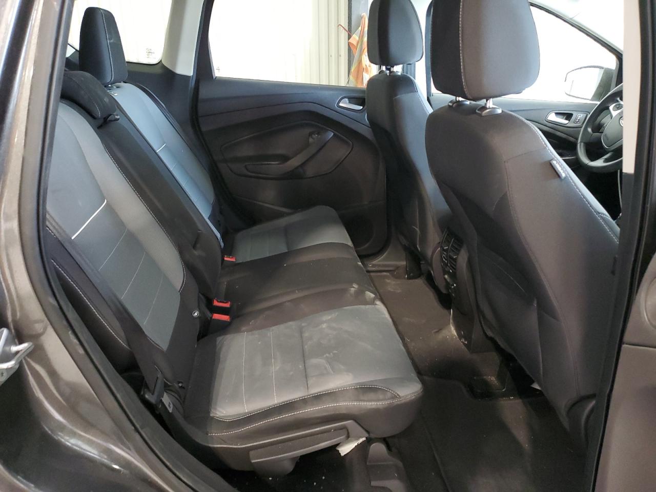 2015 Ford Escape - Image 11