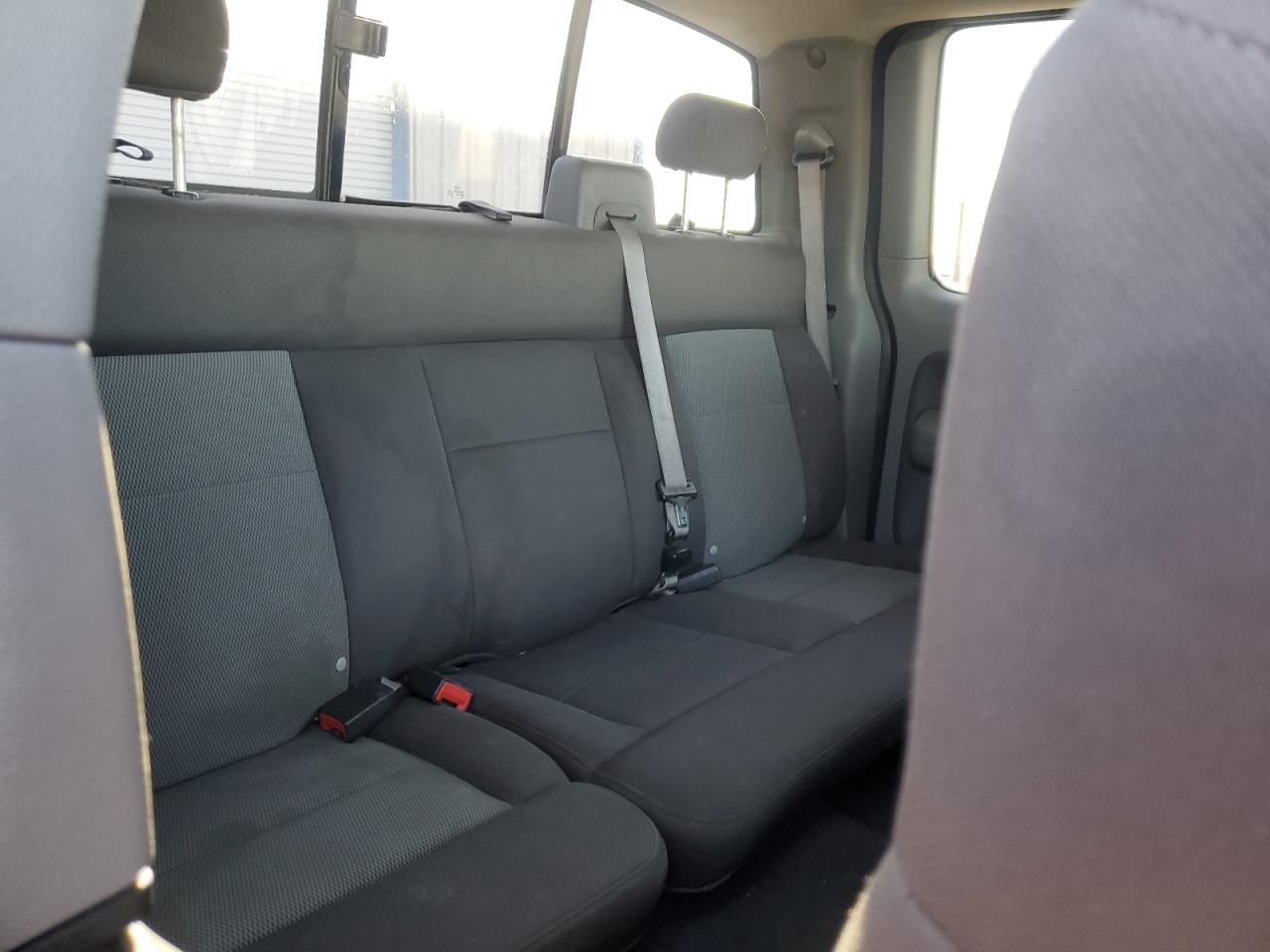 2005 Ford F-150 - Image 10