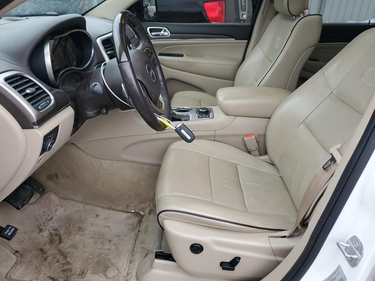 2017 Jeep Grand Cherokee - Image 7