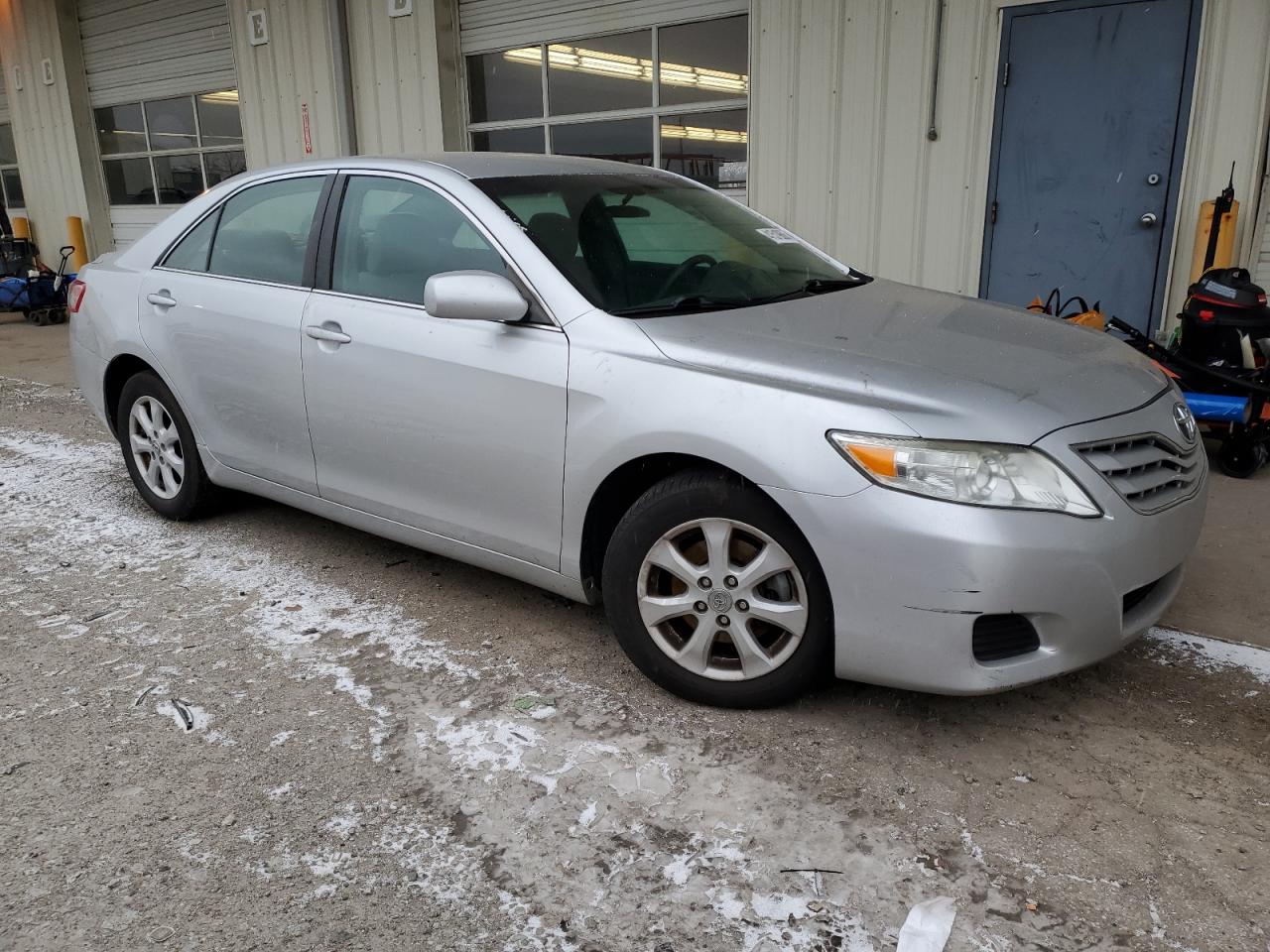 2010 Toyota Camry - Image 4