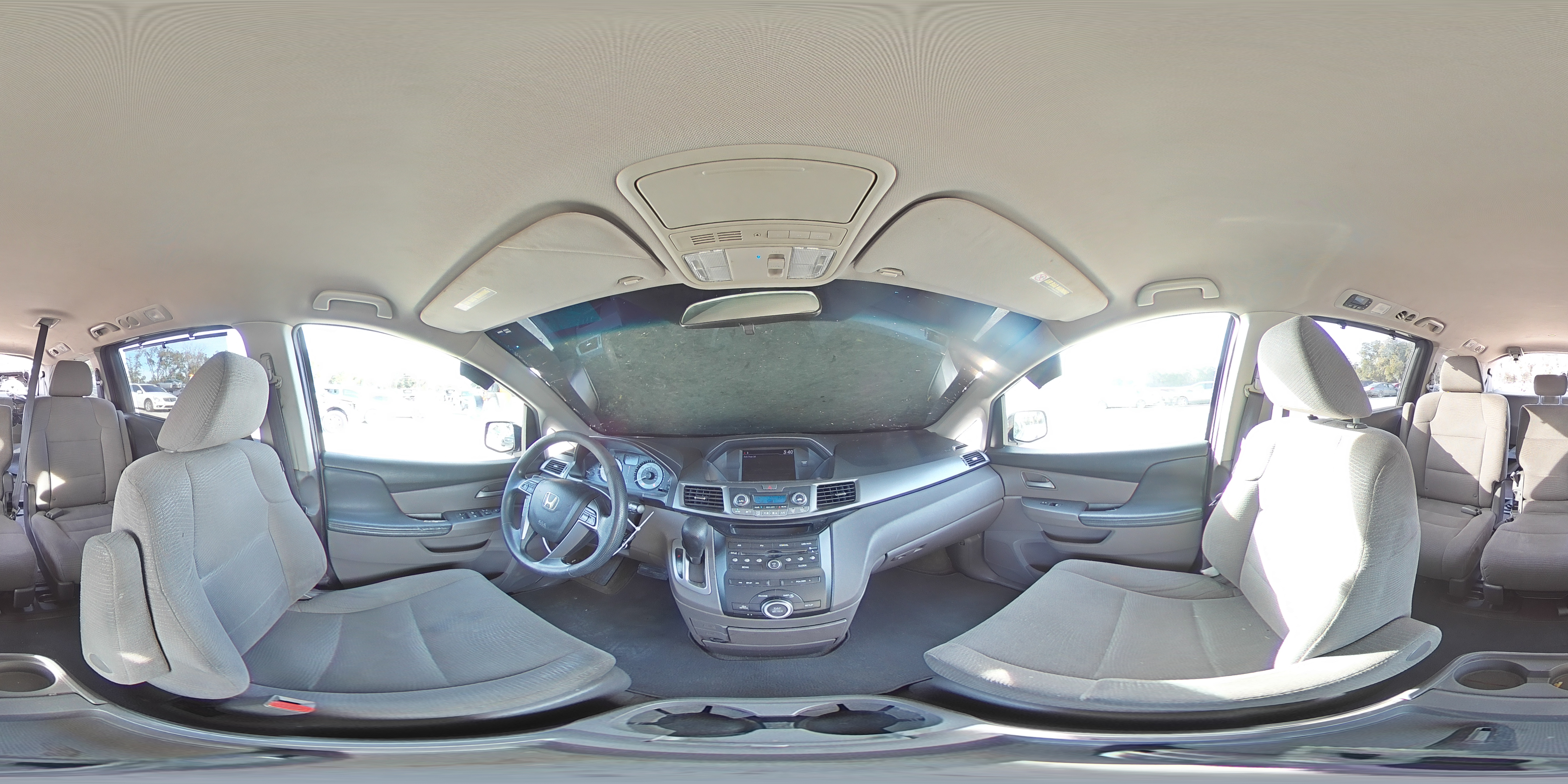 2012 Honda Odyssey - Image 14