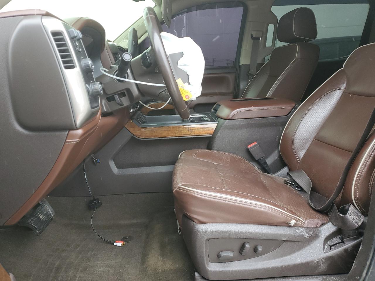 2016 Chevrolet Silverado - Image 7