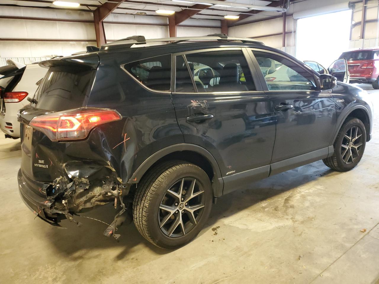 VIN JTMJJREV4HD112413 2017 TOYOTA RAV4 no.3