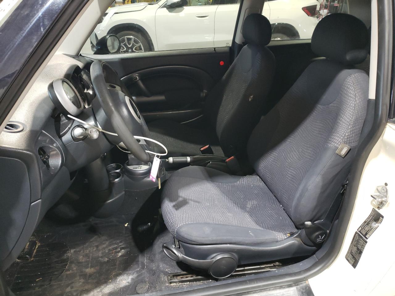 2003 MINI Cooper - Image 7