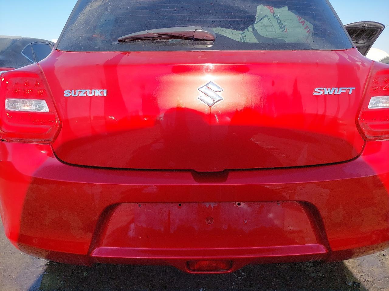 JS2ZC6C15J6100590 - 2018 Suzuki Swift - #87134474