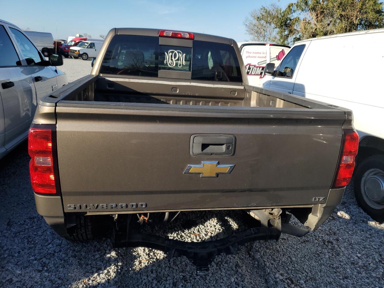 2015 Chevrolet Silverado - Image 6