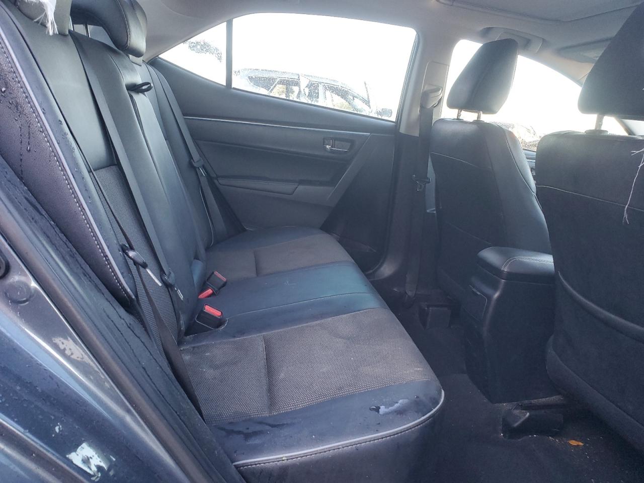 2015 Toyota Corolla - Image 10