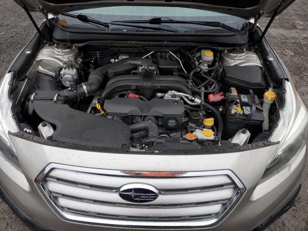 2015 Subaru Outback - Image 12