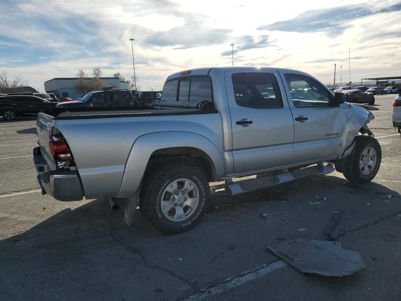 2005 Toyota Tacoma - Image 3