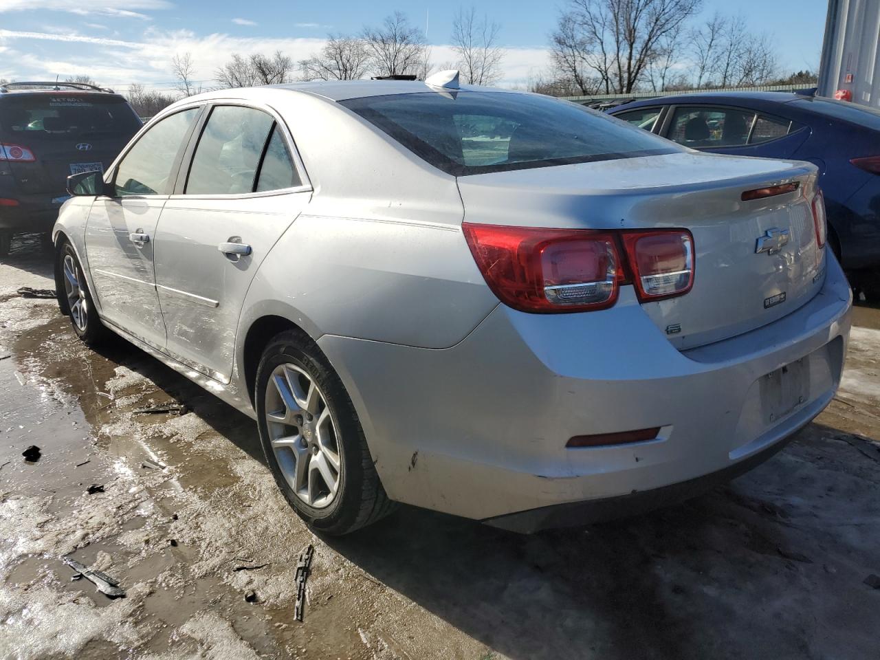 2015 Chevrolet Malibu - Image 2
