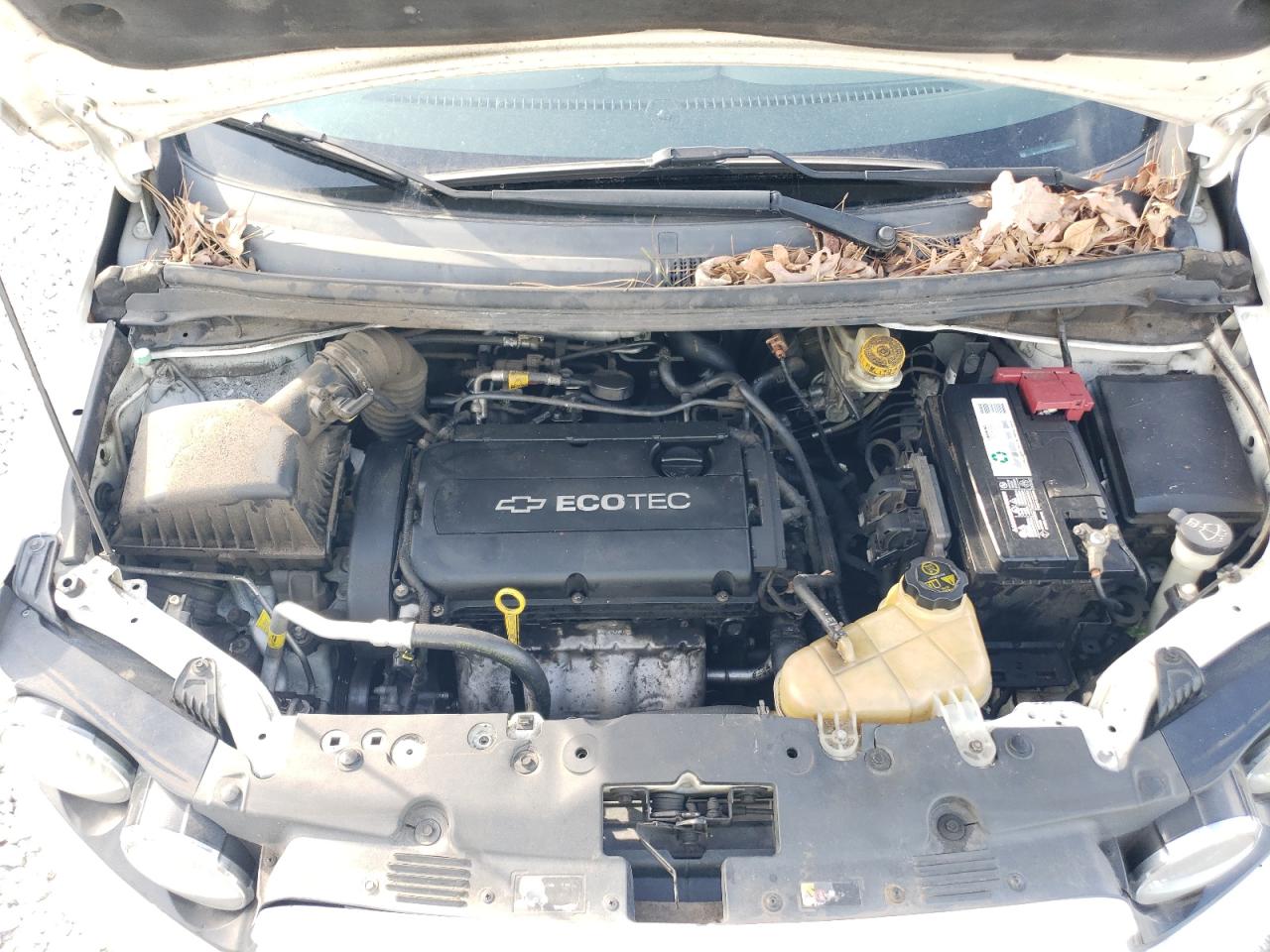 2012 Chevrolet Sonic - Image 11
