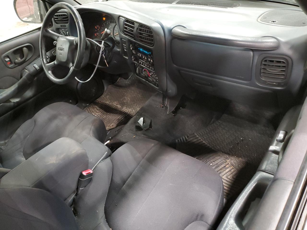 2003 GMC Sonoma - Image 8