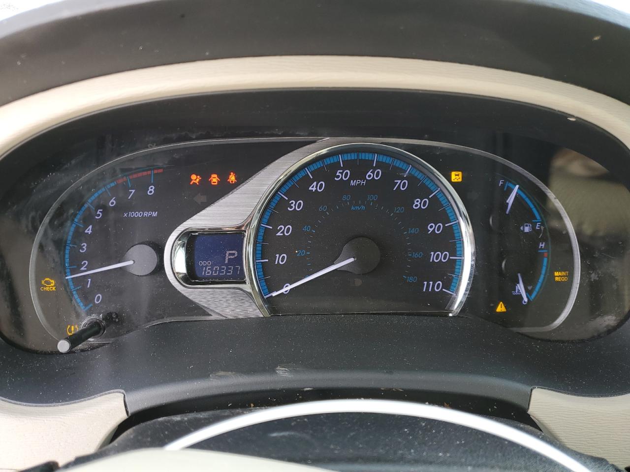 2011 Toyota Sienna - Image 9