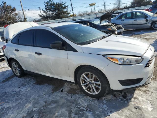  FORD FOCUS 2017 Белы