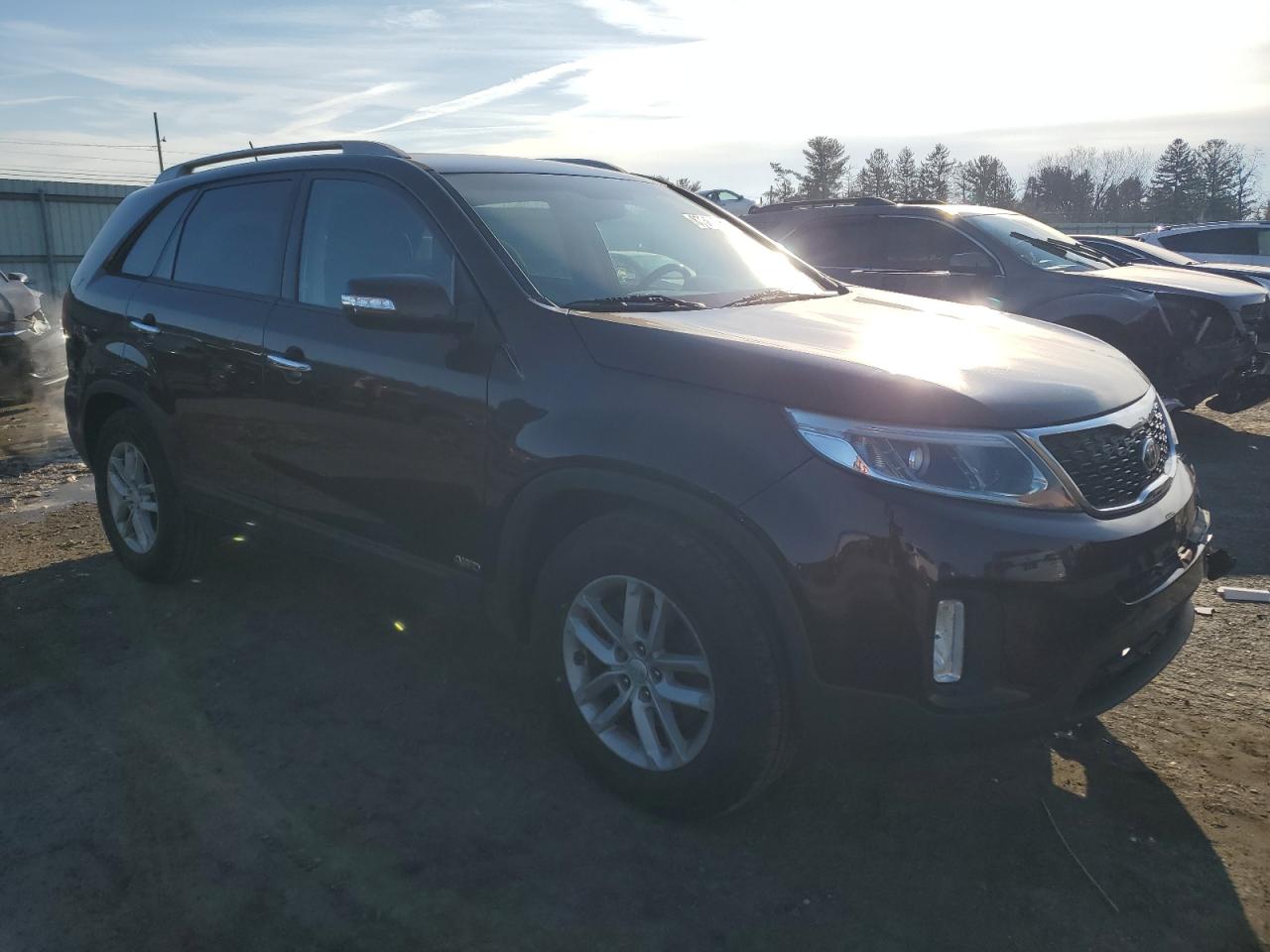 VIN 5XYKTDA71FG623570 2015 KIA SORENTO no.4