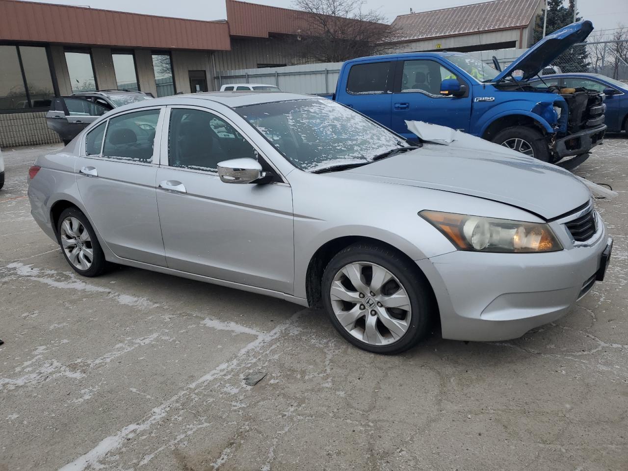2009 Honda Accord - Image 4