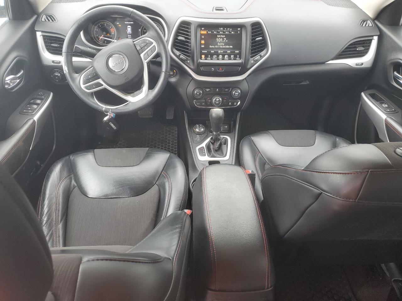 2018 Jeep Cherokee - Image 8