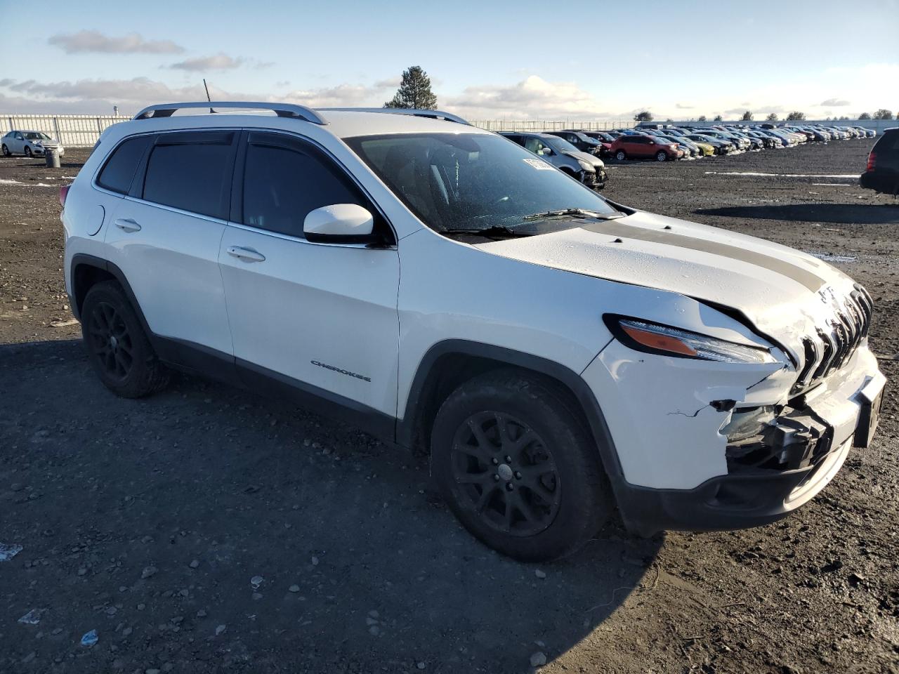 2016 Jeep Grand Cherokee - Image 4