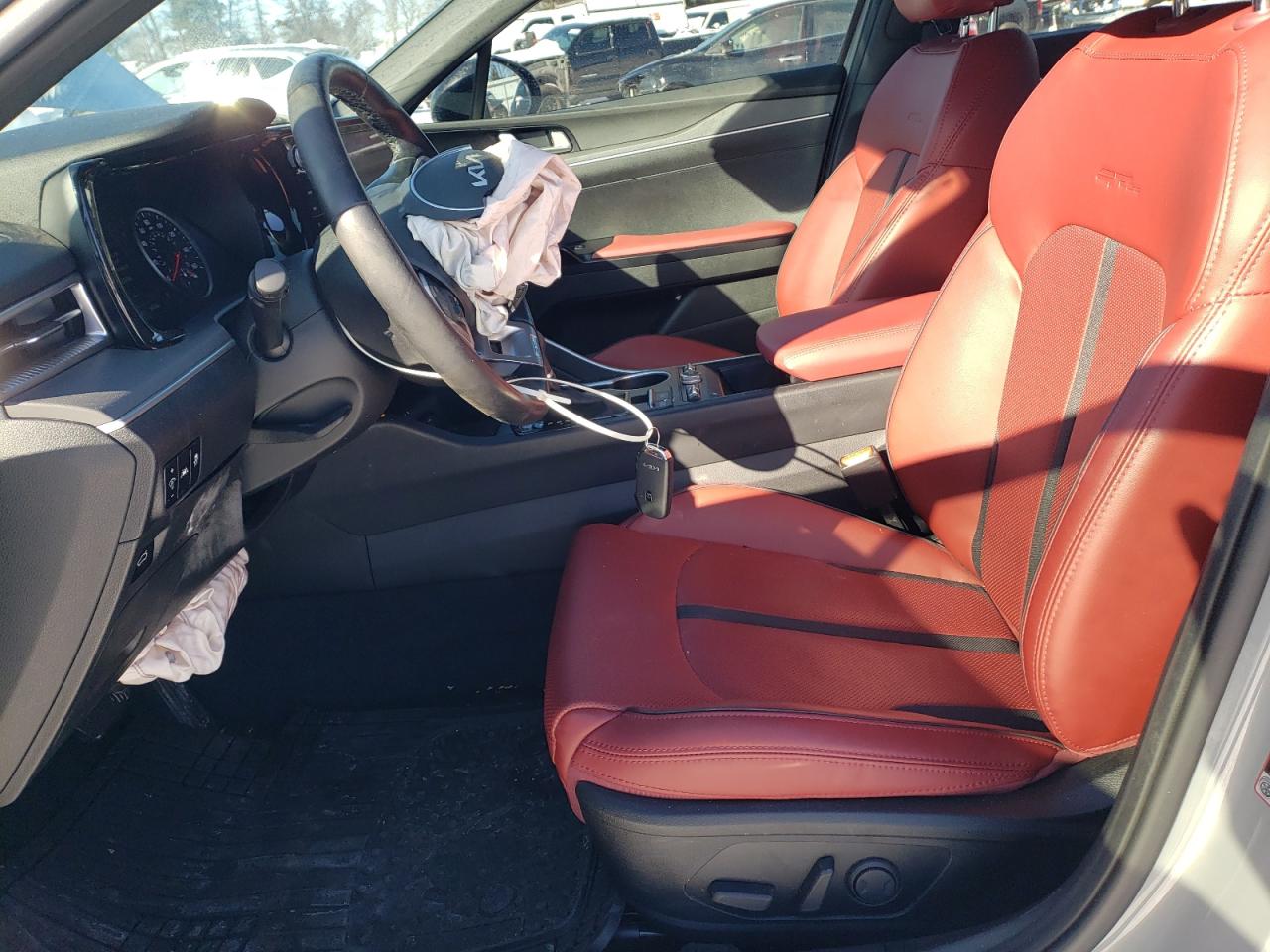 2023 Kia K5 - Image 7