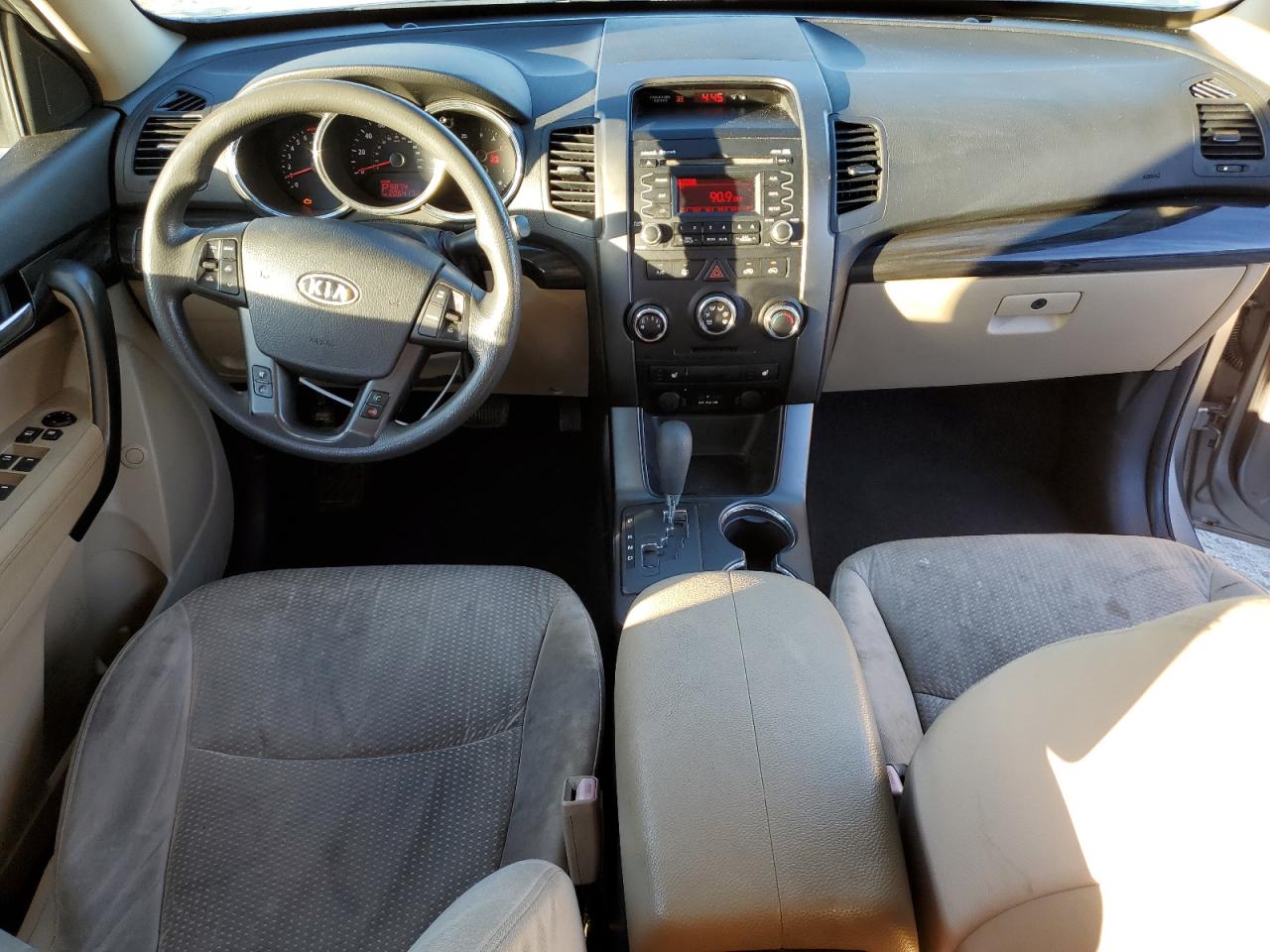 2012 Kia Sorento - Image 8