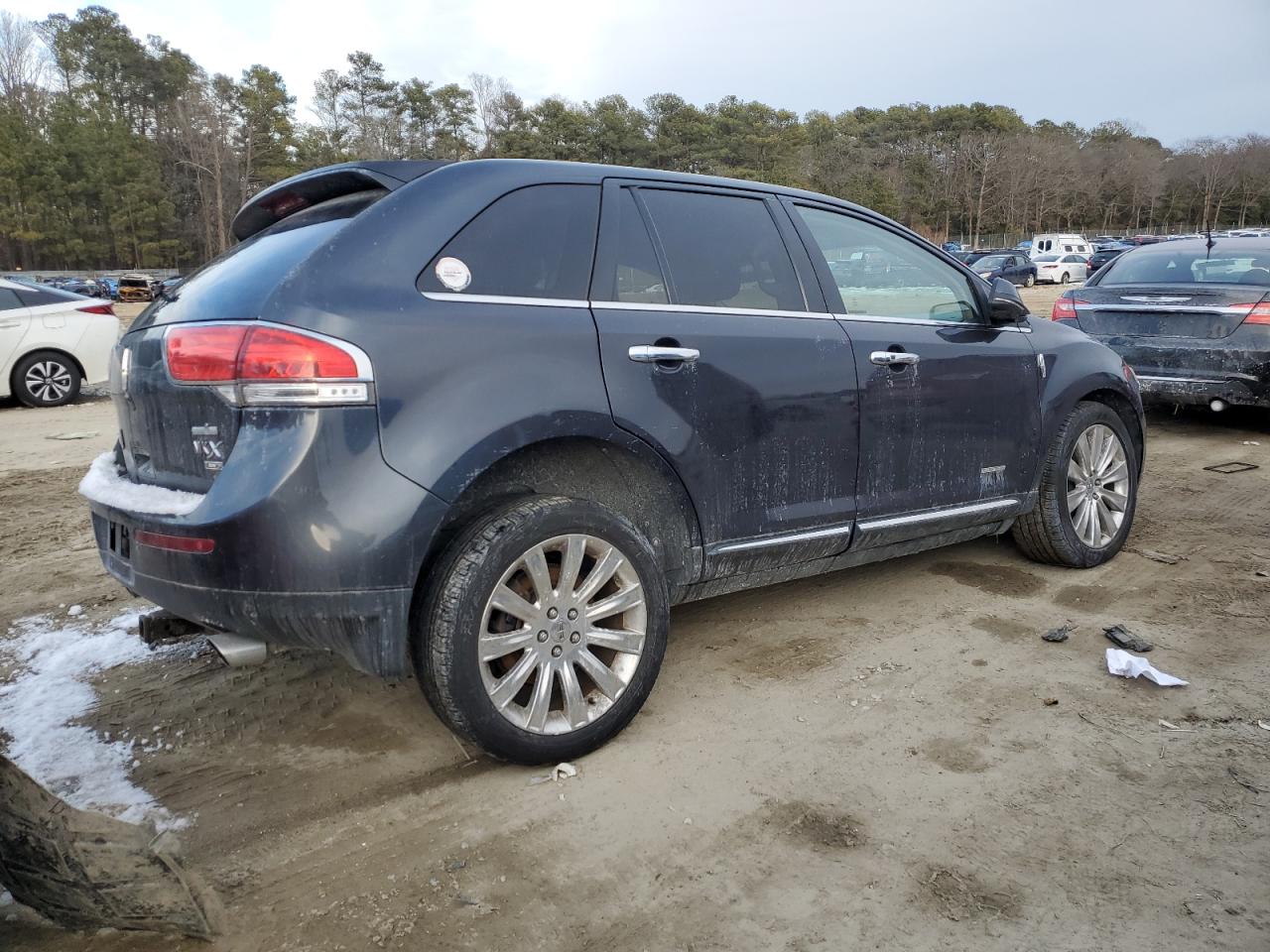 2013 Lincoln MKX - Image 3
