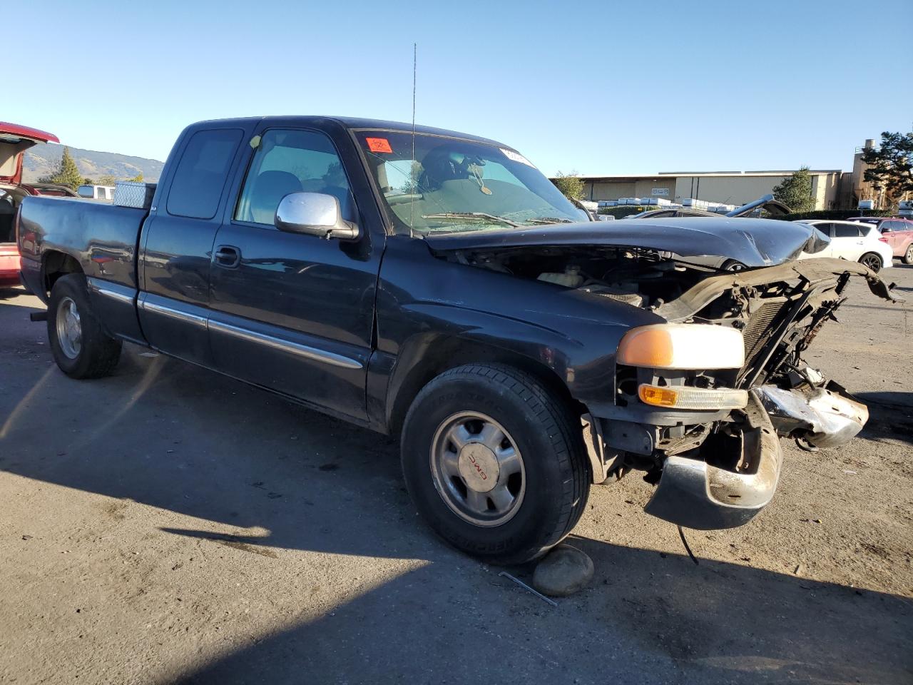 2002 GMC Sierra - Image 4