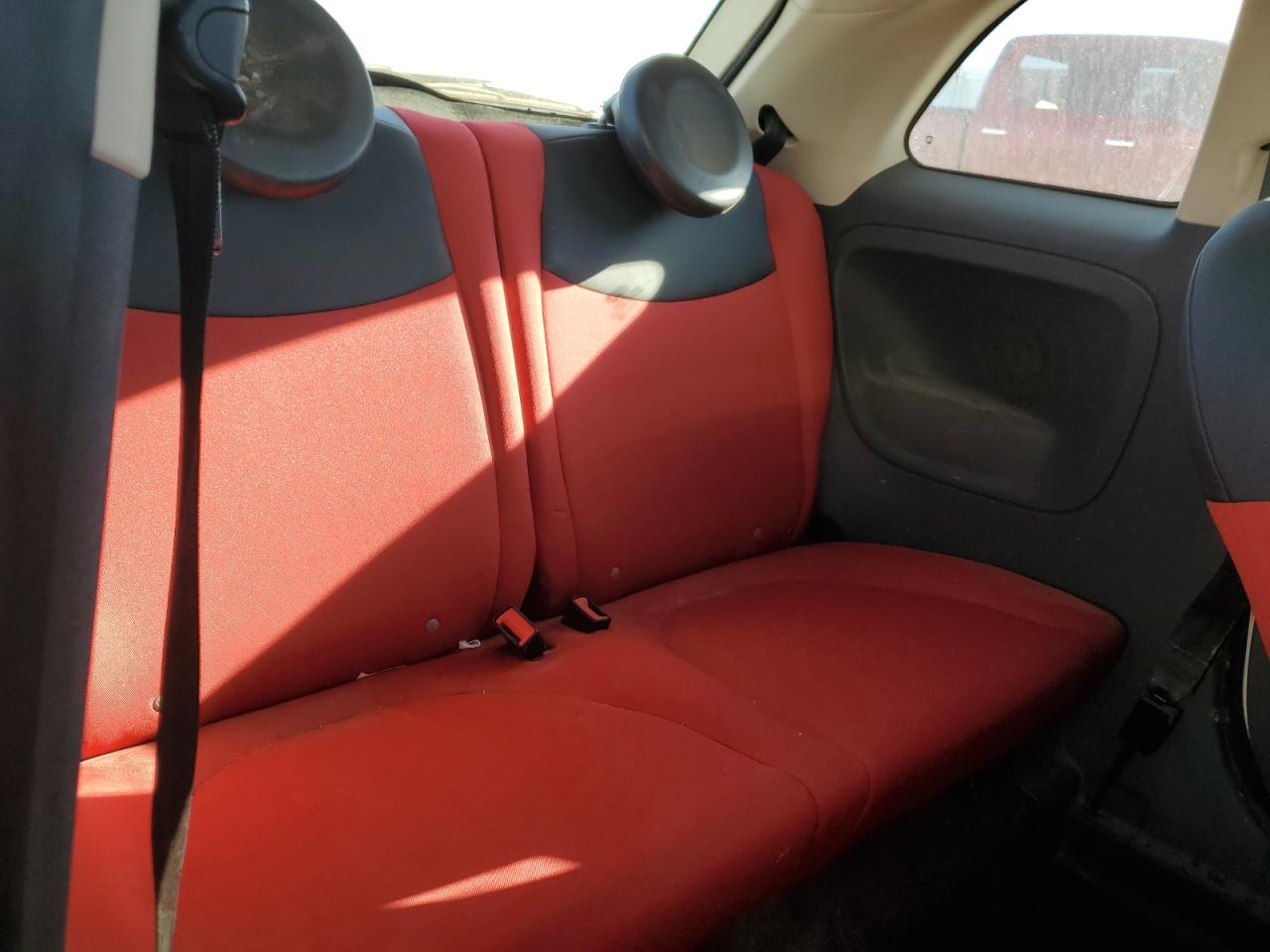 2012 Fiat 500 - Image 10
