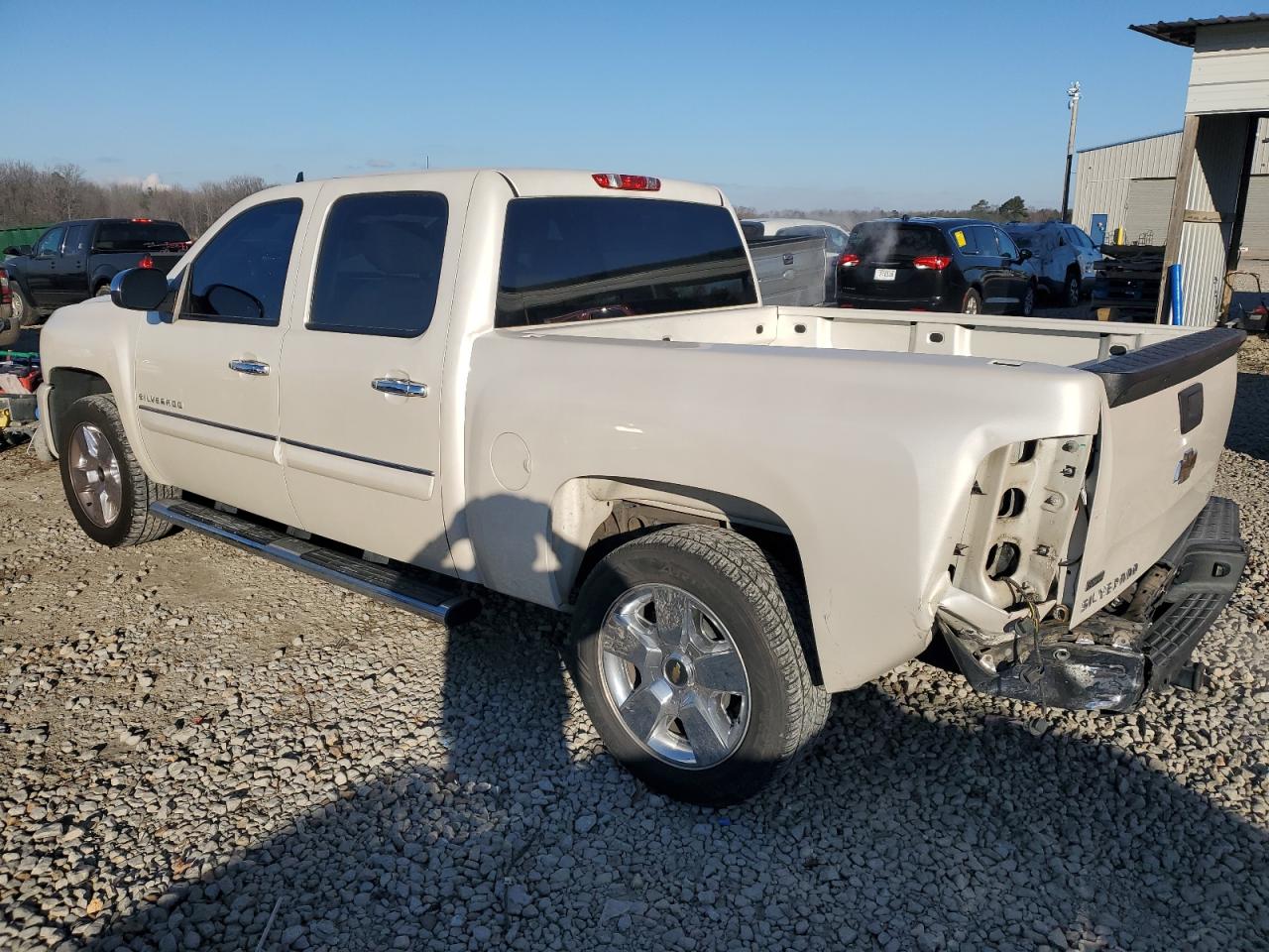 2011 Chevrolet Silverado - Image 2