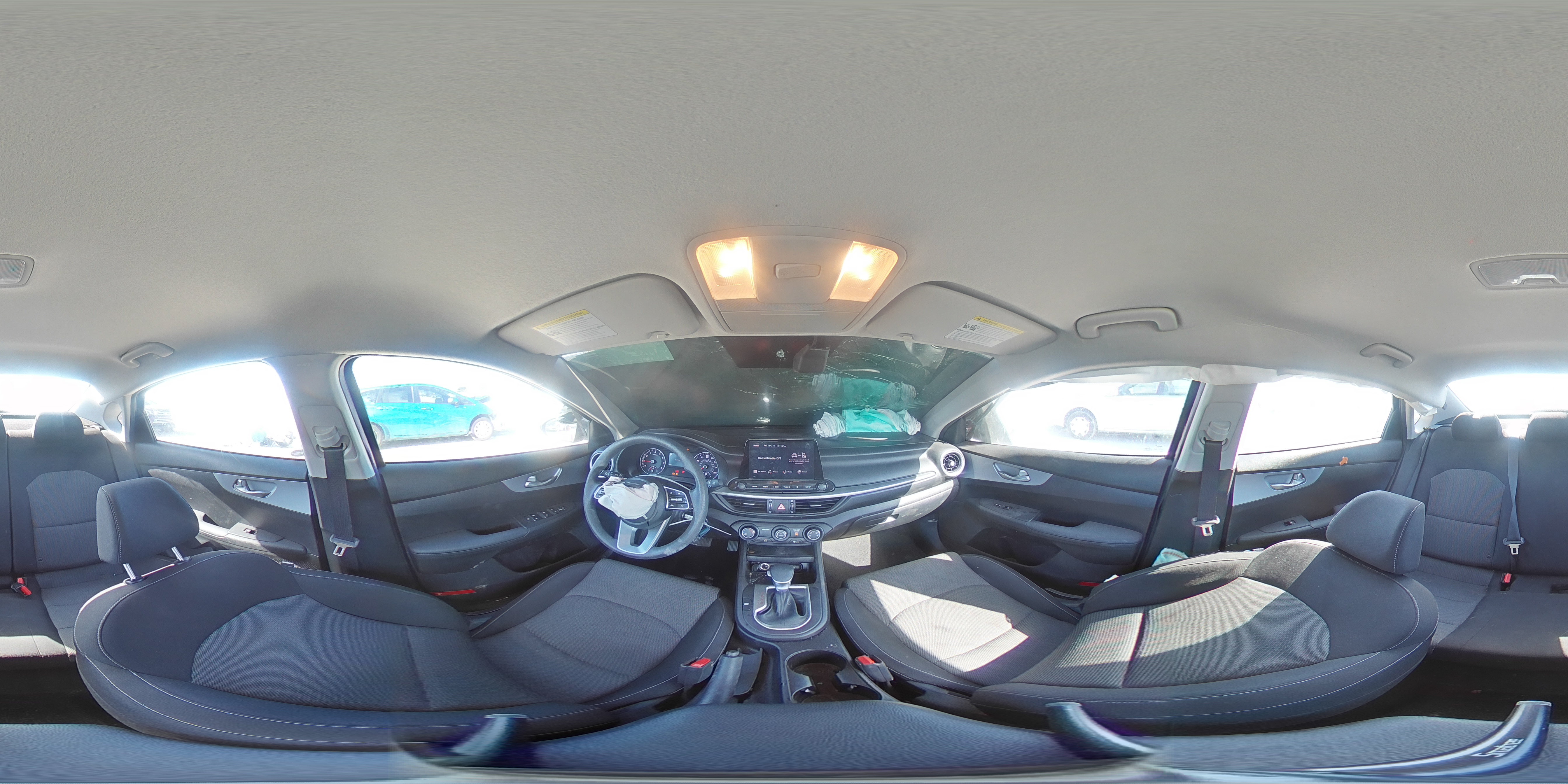 2024 Kia Forte - Image 14