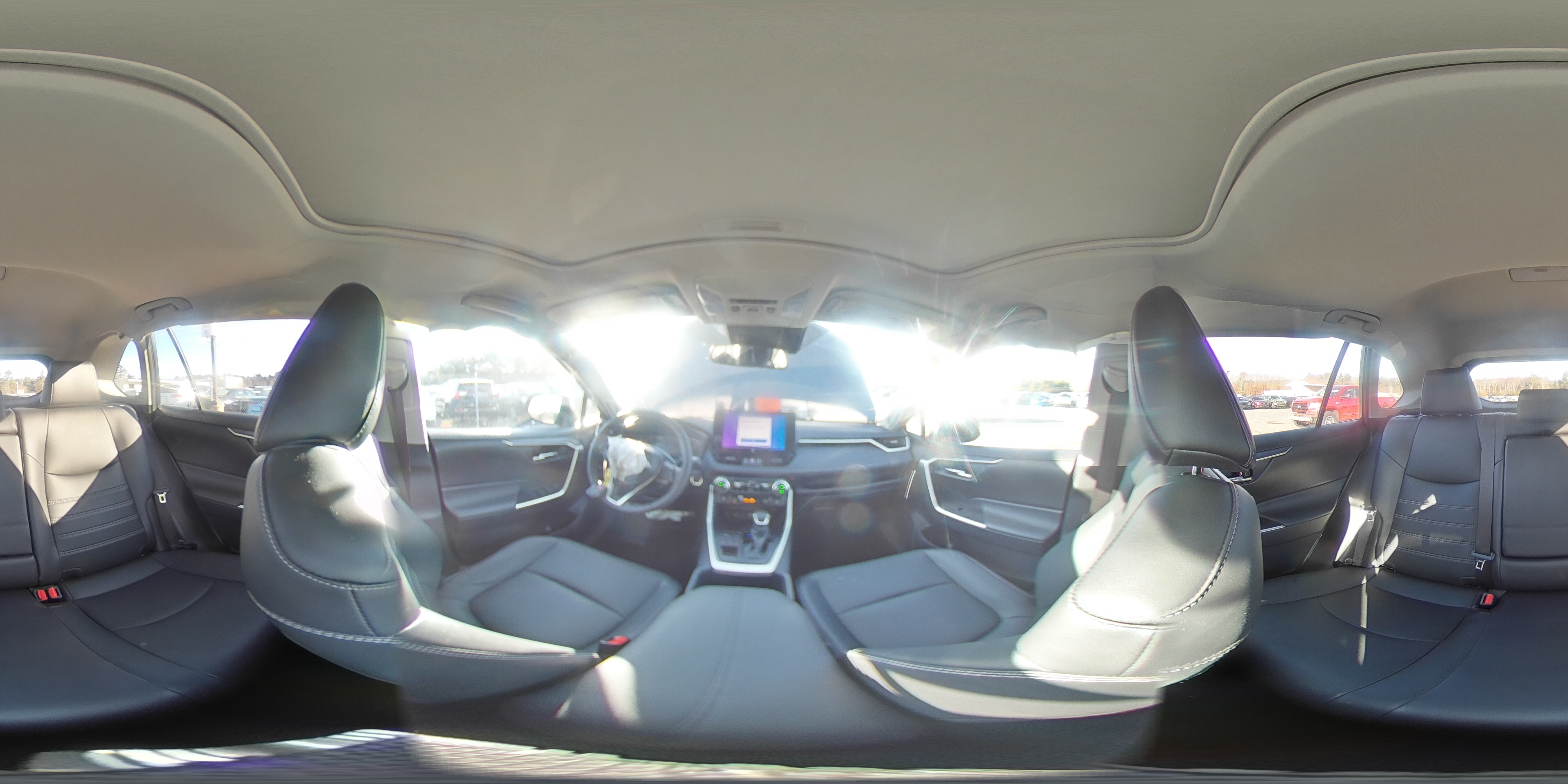 2024 Toyota RAV 4 - Image 13