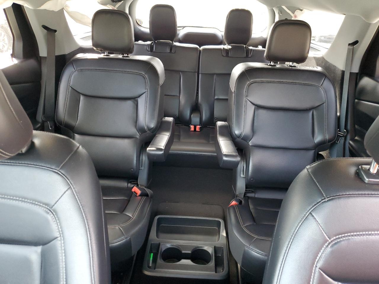 2021 Ford Explorer - Image 10