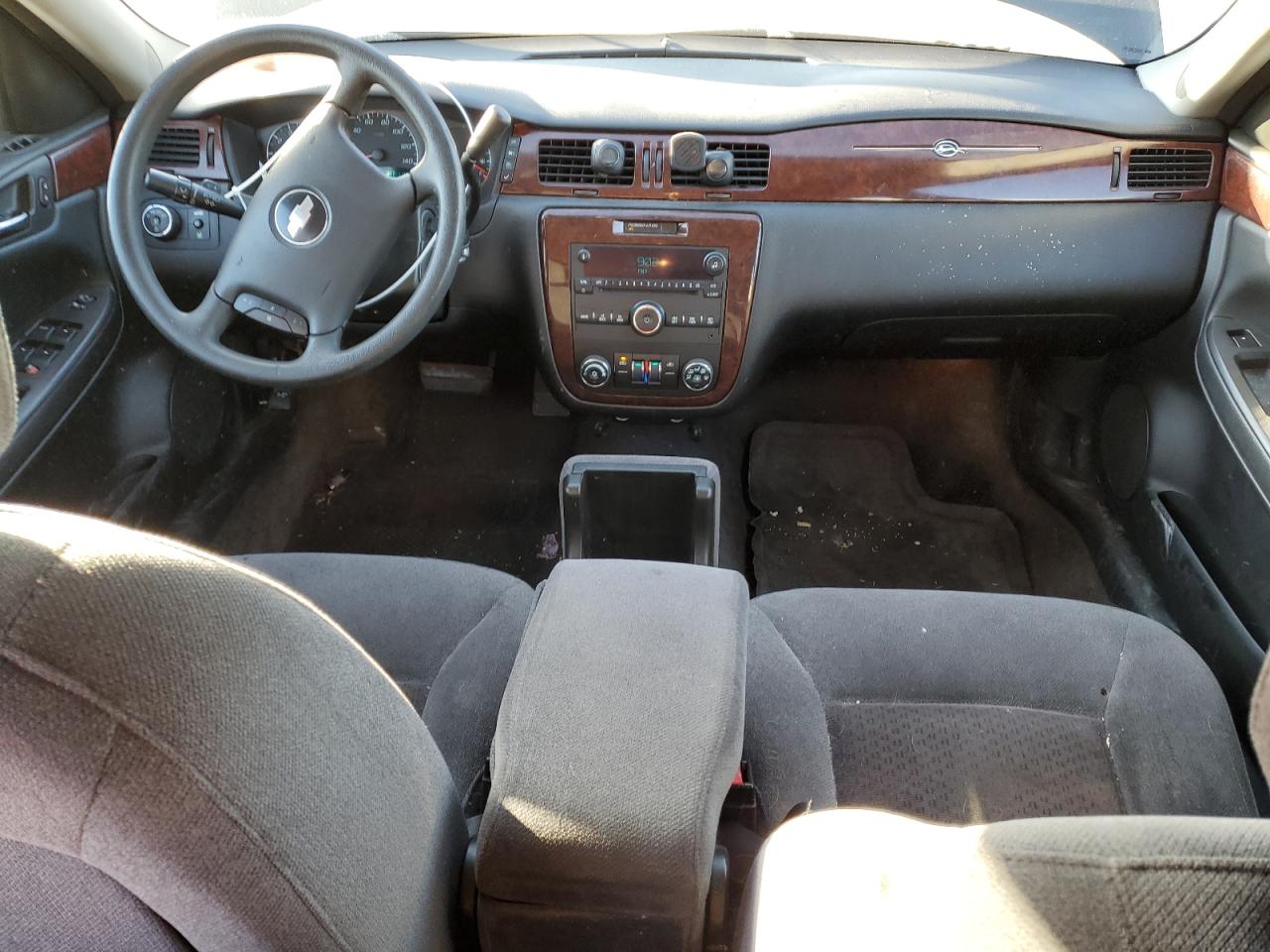 2008 Chevrolet Impala - Image 8