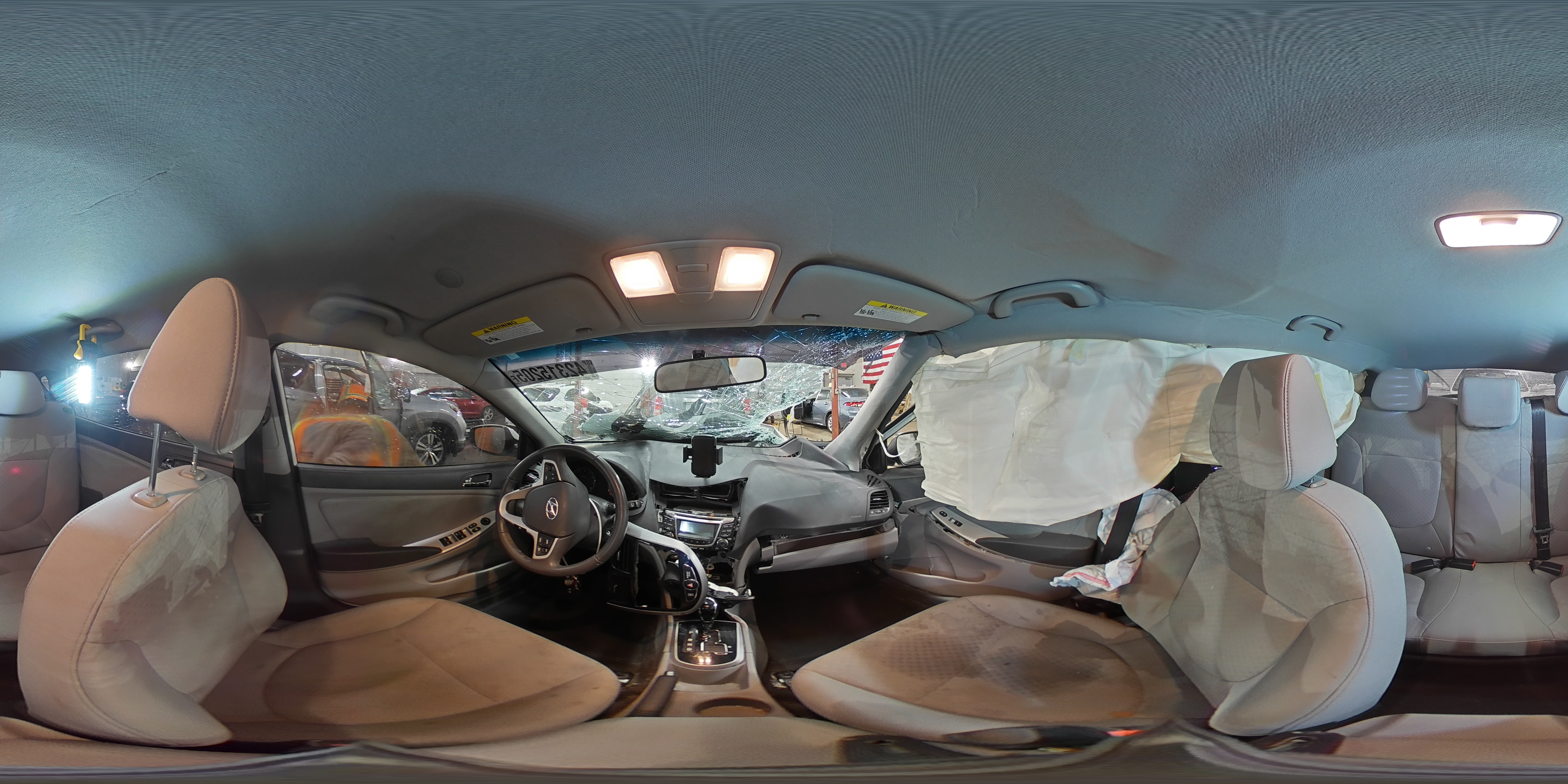 2013 Hyundai Accent - Image 15