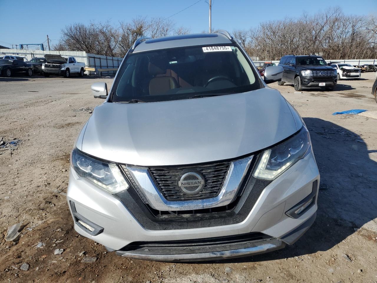 2018 Nissan Rogue - Image 5