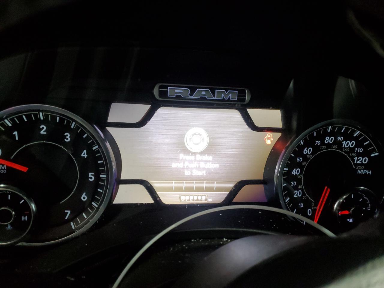 2021 RAM 1500 - Image 9