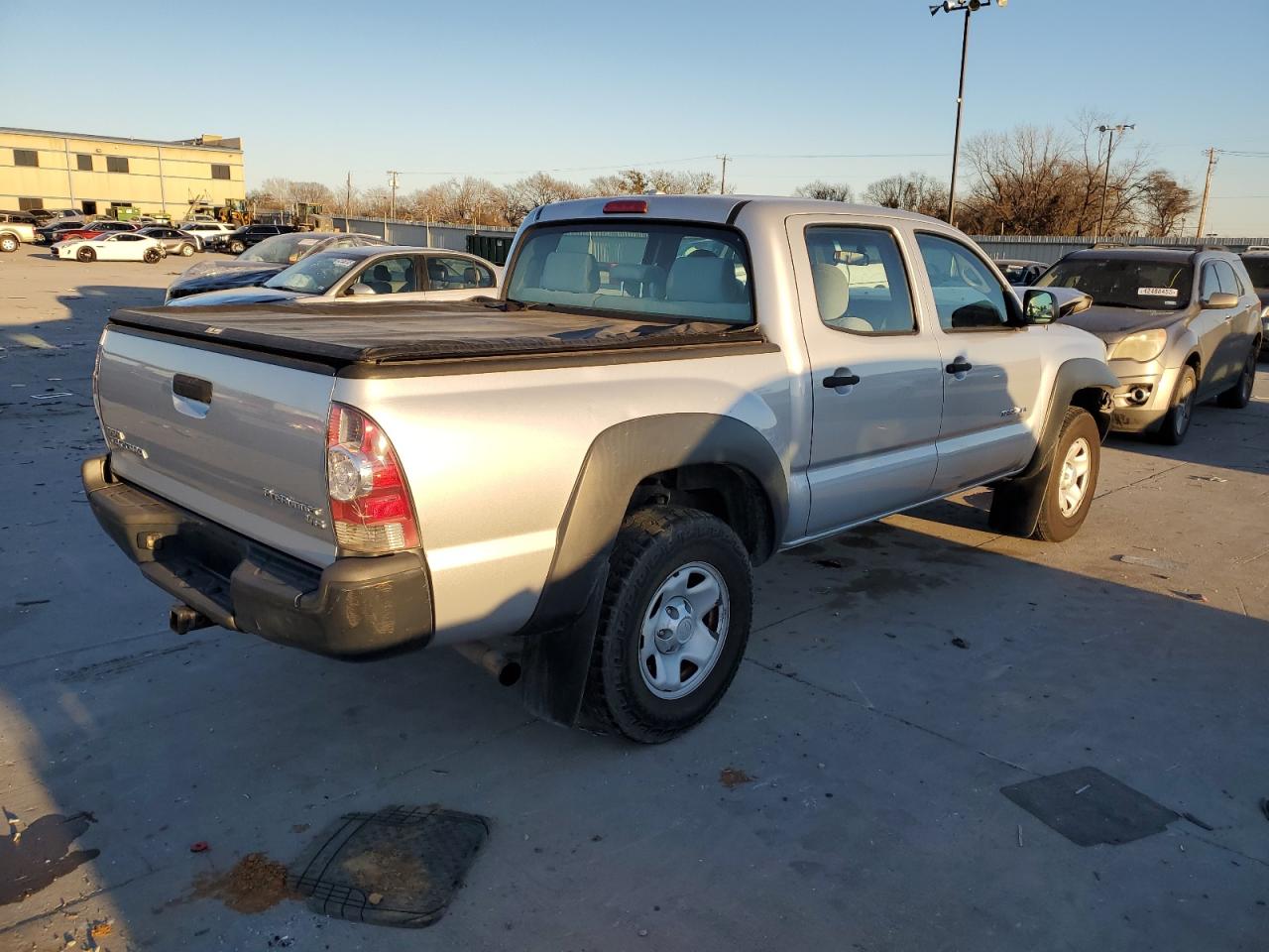 2010 Toyota Tacoma - Image 3