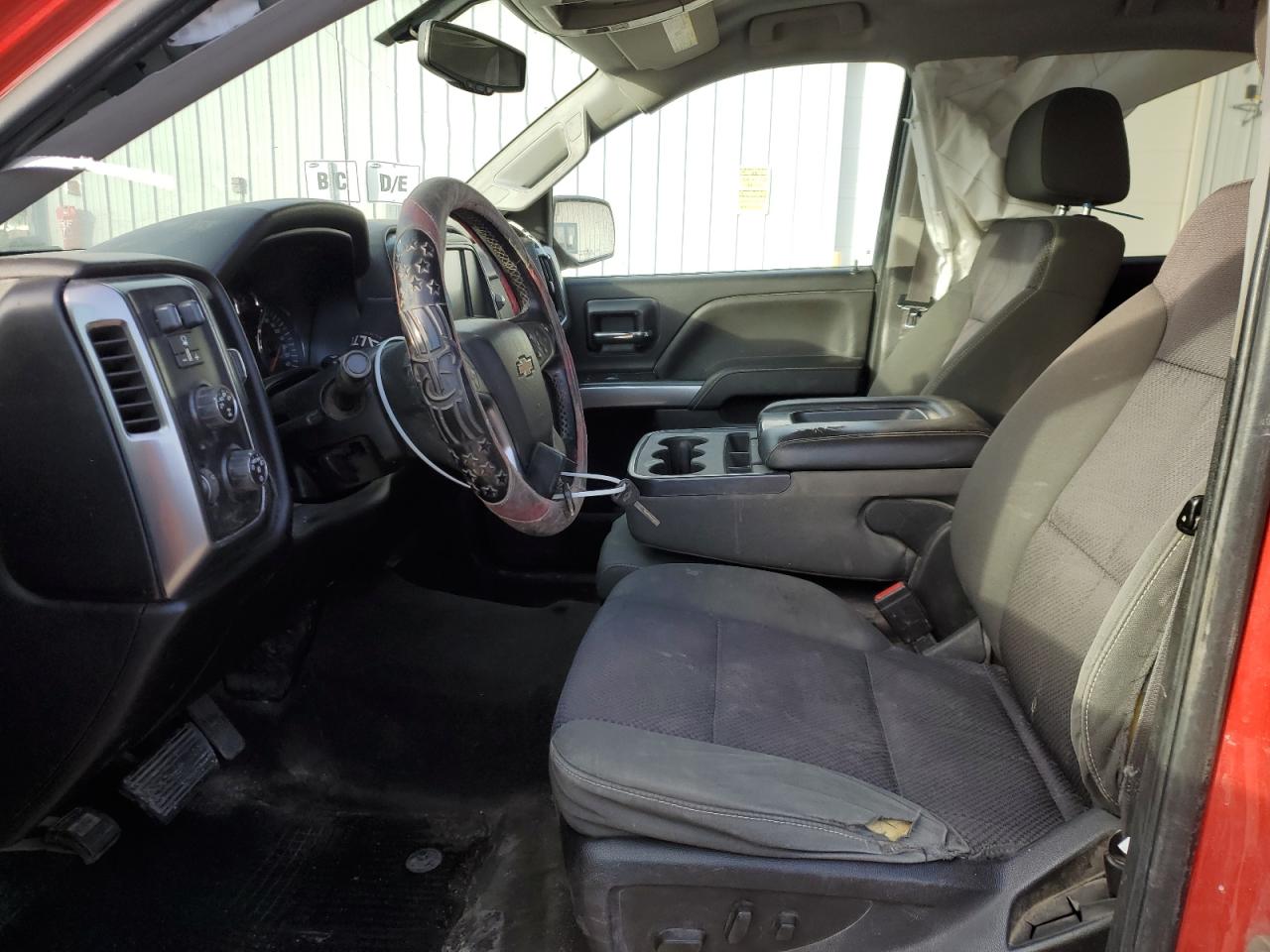 2015 Chevrolet Silverado - Image 7